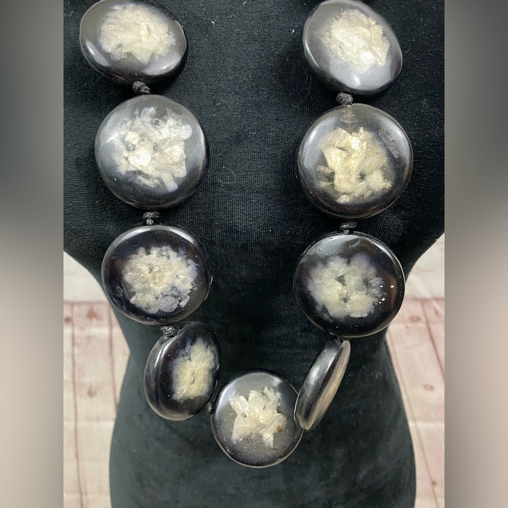 Pink Diamondback Black Gray Disc Tribal Back Cord Strap Over Head Long Necklace - Picture 3 of 3